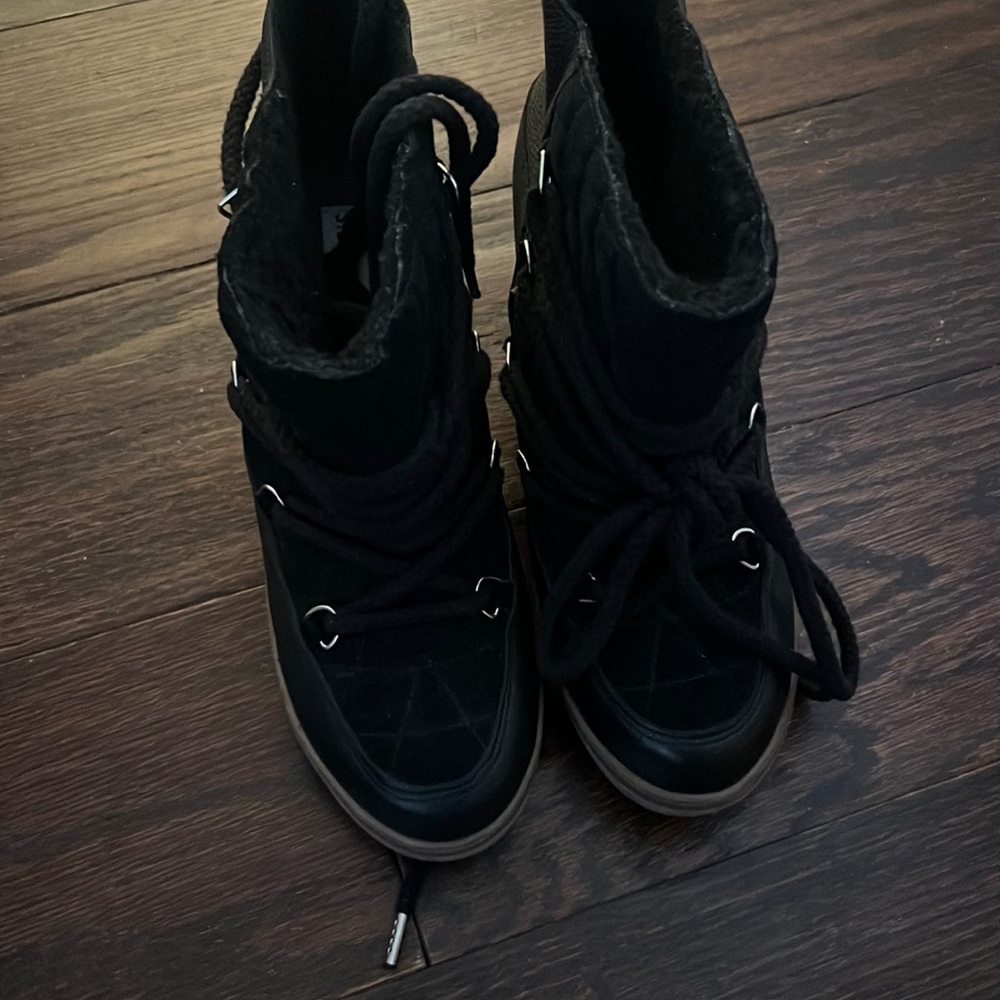 Steven Madden boots